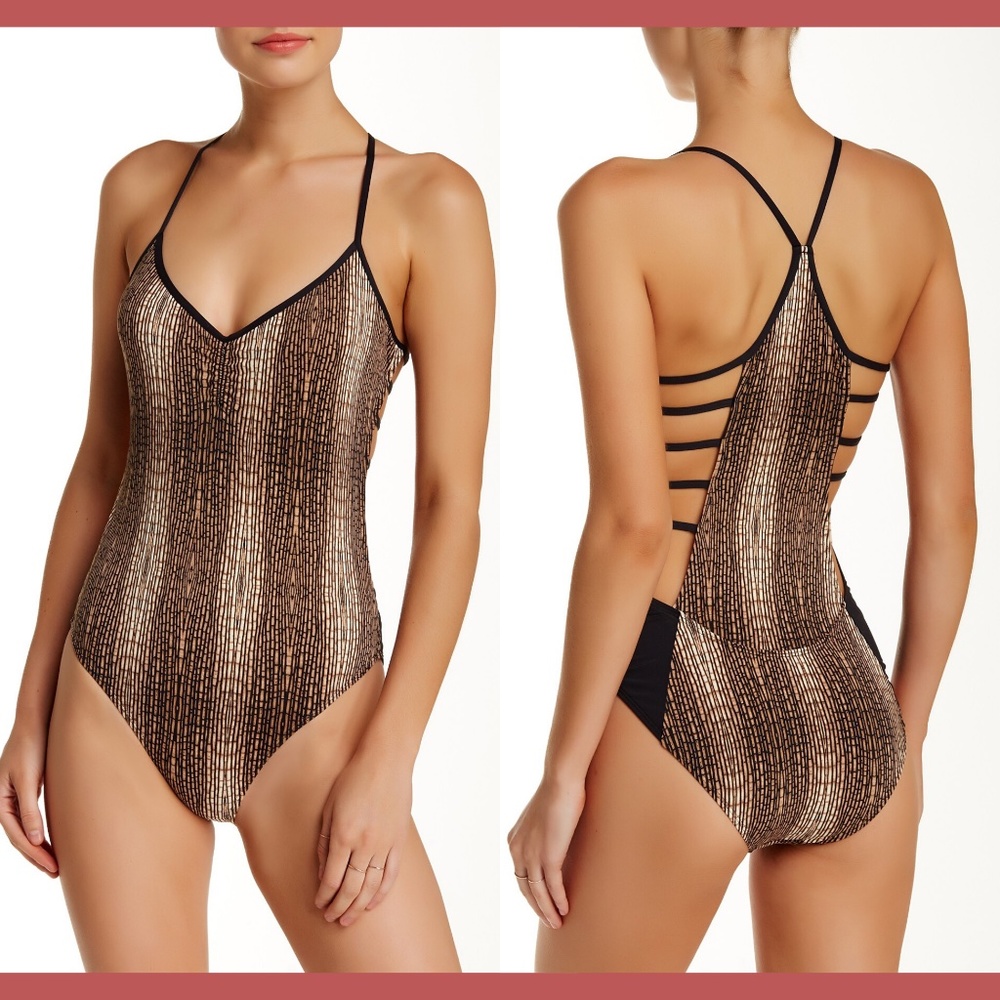 NEW! $132 Tart Calypso Cutout One-Piece Swimsuit [SZ‎ Small ]